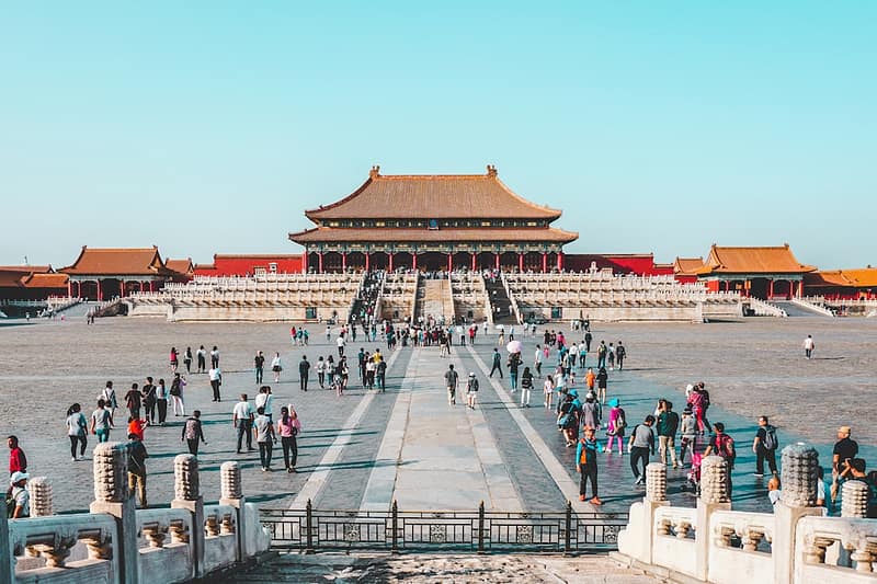 people at forbidden city in china during daytime china vpn digital privacy smartphone vpn 1.jpg
