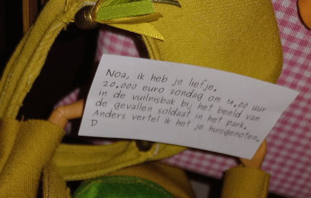 H32