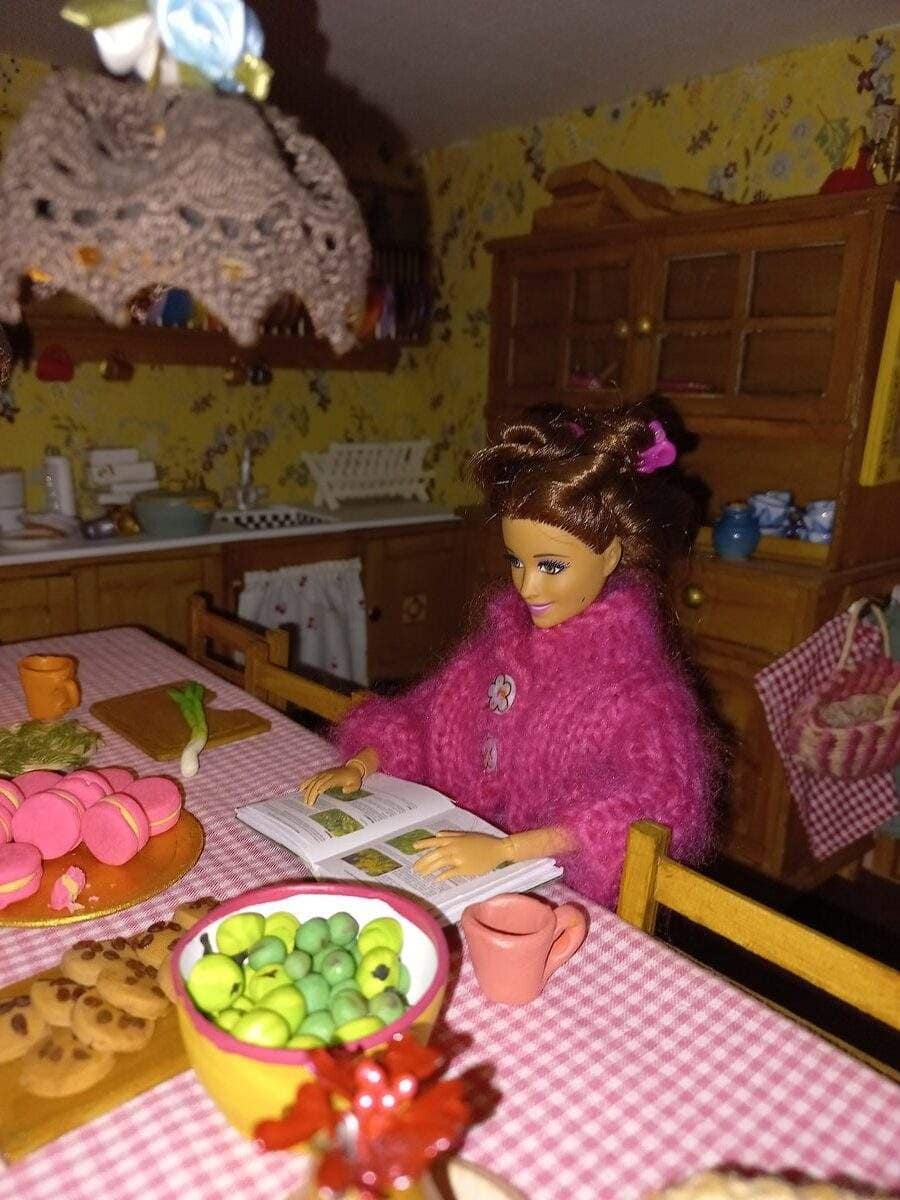 H31 4